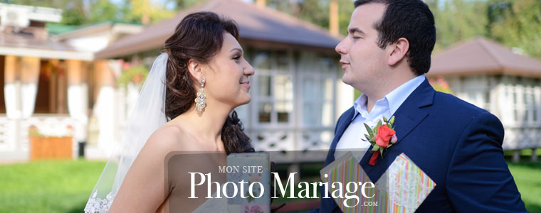 Partager vos photos de mariage en toute sécurité ! Créez votre site de mariage en 2 minutes chrono !
