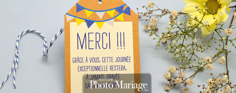 Pourquoi pas finaliser les textes de votre carte de remerciement, à tête reposée, pendant votre voyage de noces et les commander sur Internet ?